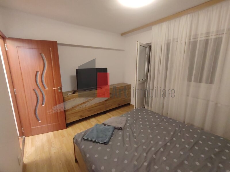 Lacul Tei, Parcul Circului, prima inchiriere apartament decomandat 3 camere,